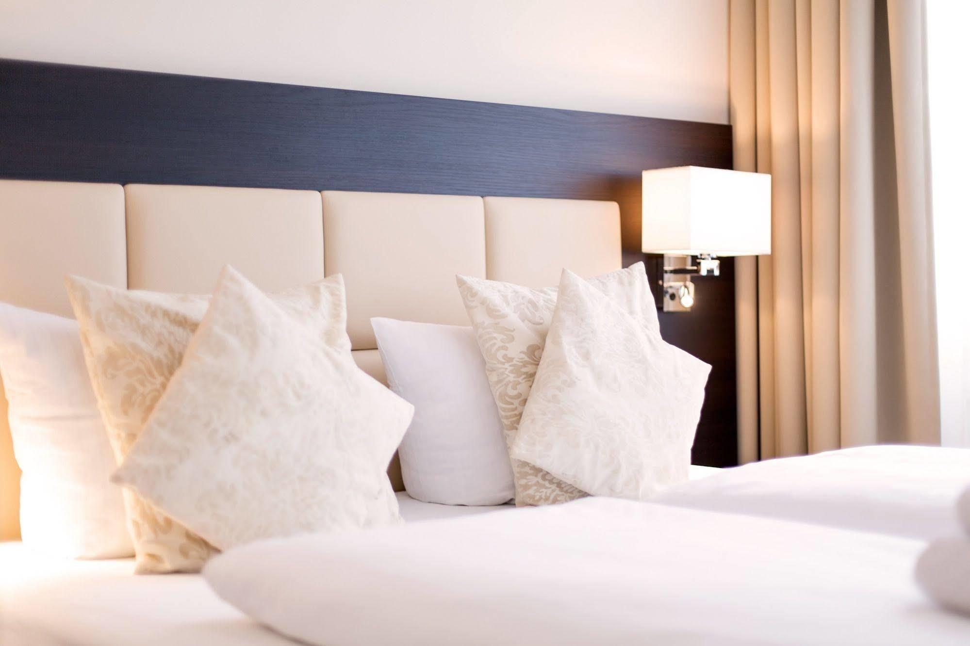 Zi Hotel Карлсруе Екстер'єр фото