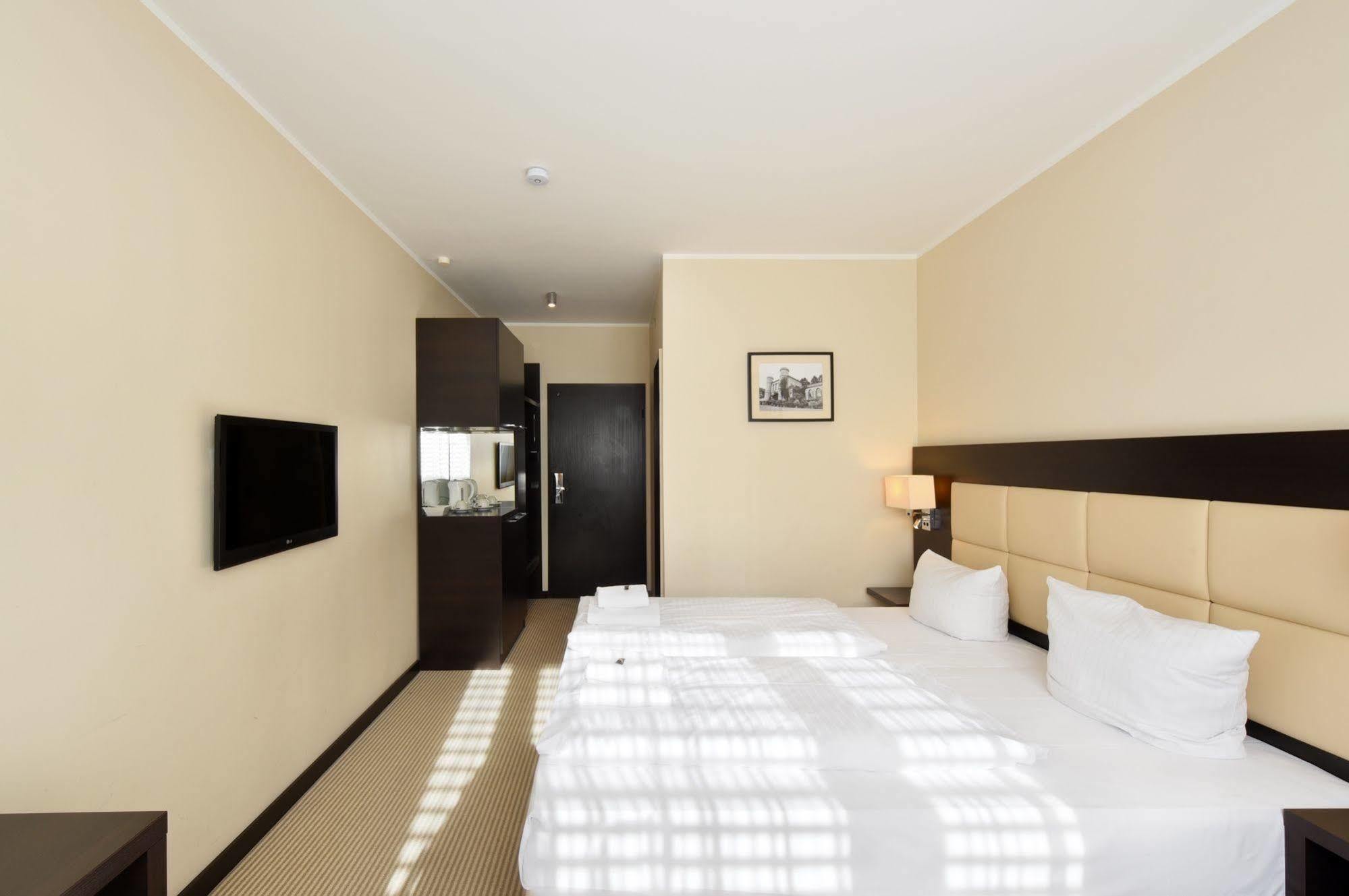 Zi Hotel Карлсруе Екстер'єр фото