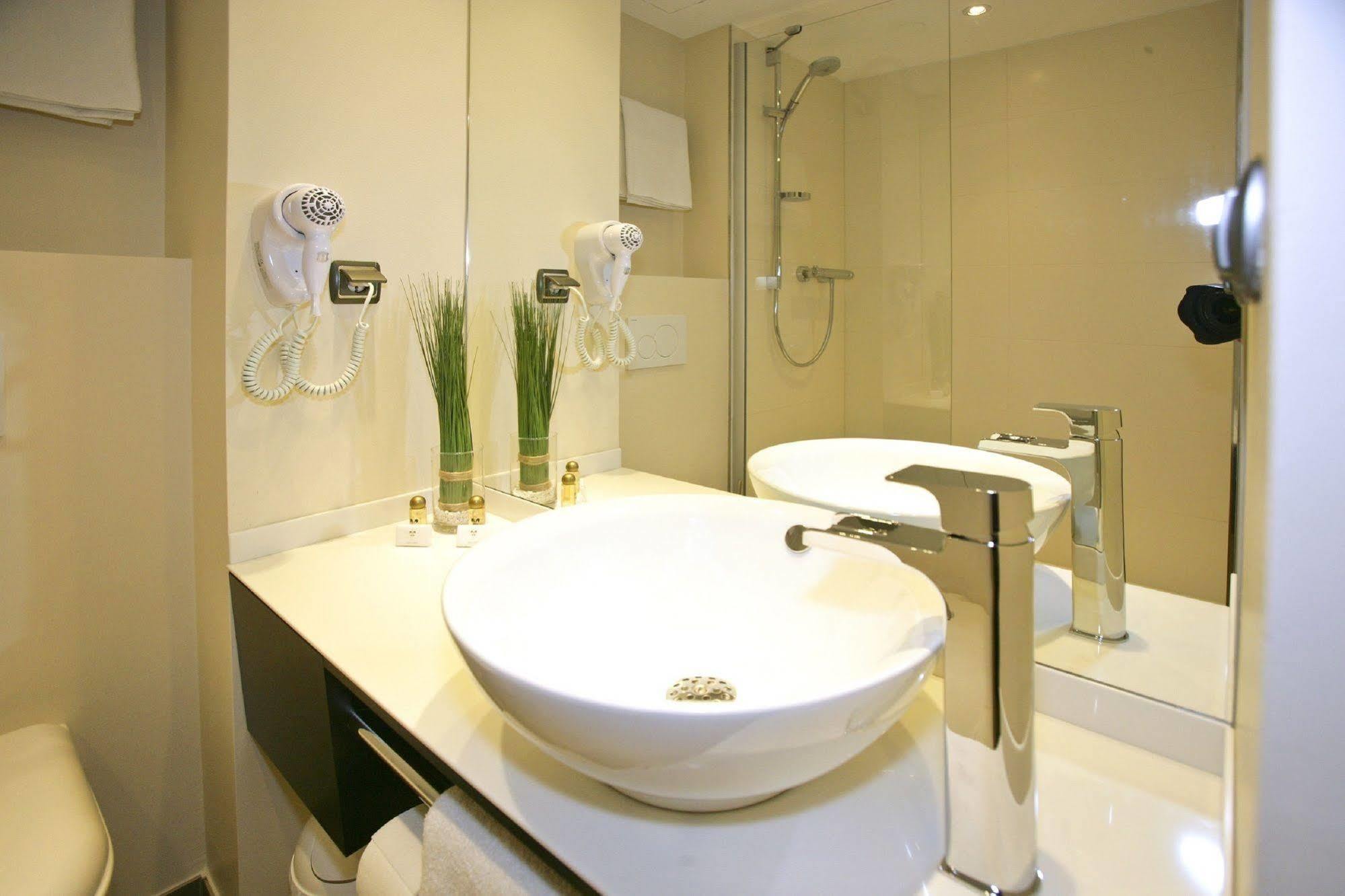 Zi Hotel Карлсруе Екстер'єр фото