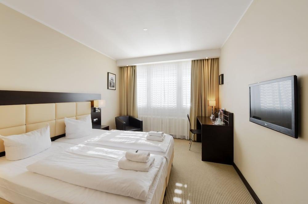 Zi Hotel Карлсруе Екстер'єр фото